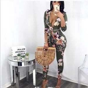 💐 Floral Jumpsuit 💐